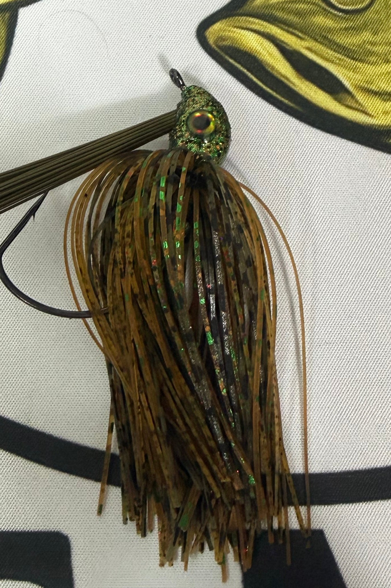 Delta crawl weedless swim bait